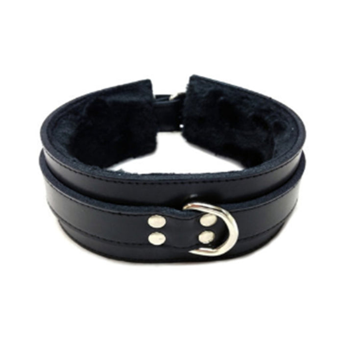 Rouge Fur Collar Black | cutebutkinky.com